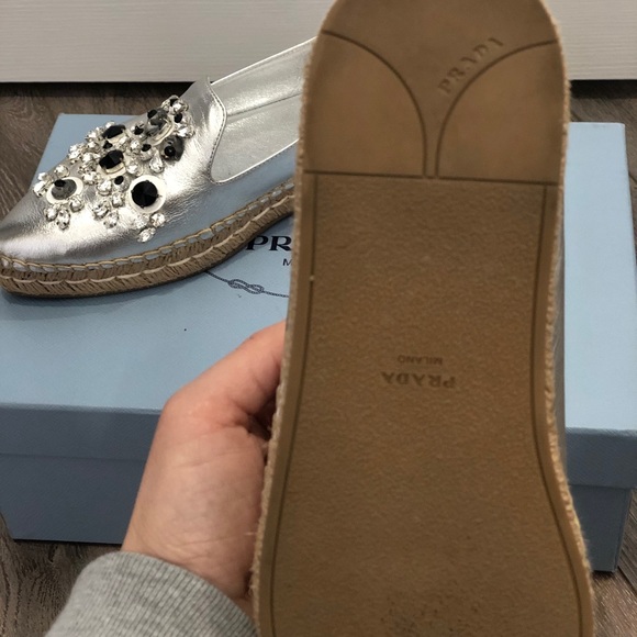 PRADA ESPADRILLE SILVER WITH CRYSTALS - Picture 2 of 2